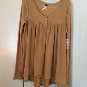 Free people baby doll Henley. Waffle knit.